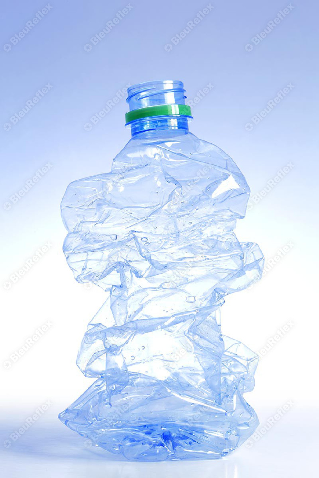 Bouteille en plastique...